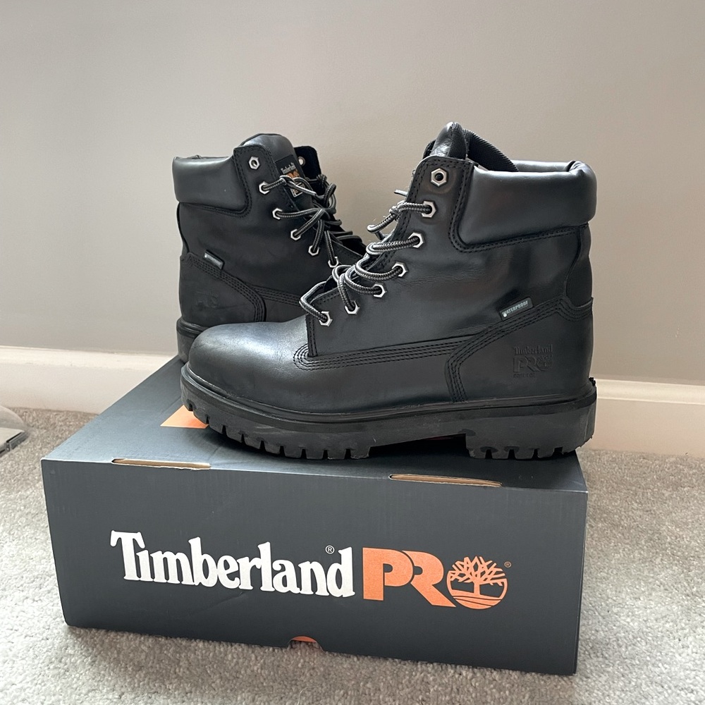 Waterproof 💦 Timberland Pro. Great condition 🙌